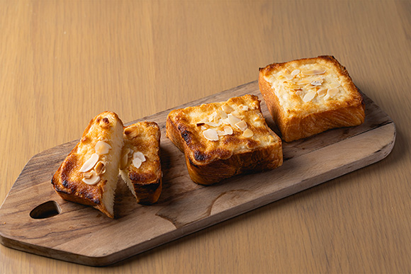 姫路名物「アーモンドトースト」